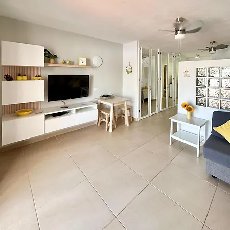 On Peaceful Complex Port Royal K007 *